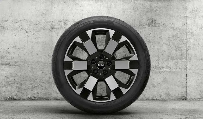 Janta aliaj usor - Untamed Spoke 897 - Bicolor Negru/Argintiu (Jet Black Uni / Bright Turned) - 7,5Jx18 ET:51 - Mini Countryman F60