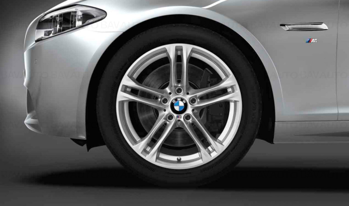  Janta aliaj usor - M Performance Double Spoke 613M - Argintiu (Silver) - 9Jx18 ET:44 - BMW Seria 5 F10 F11, Seria 6 F06 F12 F13	