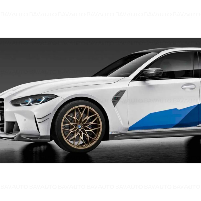 51132469621 - Ornament aripa fata stanga "BMW M Performance" - BMW G80, G81 - Original BMW Group - BavAUTO