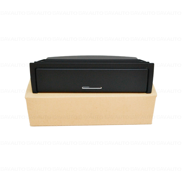 51168202188 - Inserție față cu capac - BMW - Seria 3 E46 - de la 01.12.1997 - Original BMW Group - BavAUTO