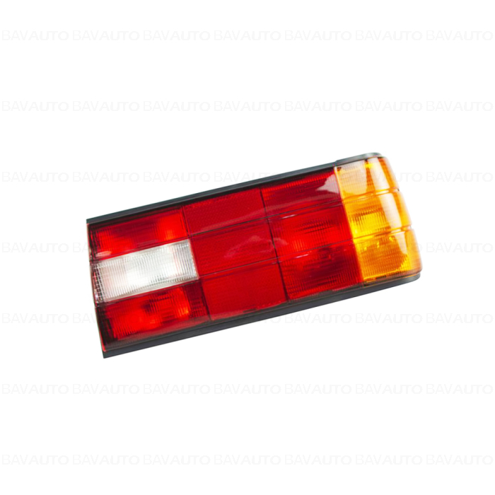 63211386942 - TAIL LIGHT