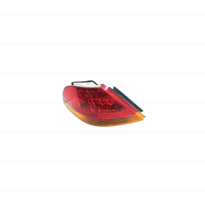 Lampa stop, pe aripa stanga, semnal lumina galbena - BMW Seria 7 E65 E66
