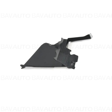 Capac central dreapta, bară față (M) - BMW Seria 3 G20 G21 G28