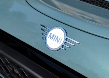 51145A18080 - Emblema fata Mini, Alb (Aspen White) - Mini Cabrio F57, F55, F56 - Original BMW