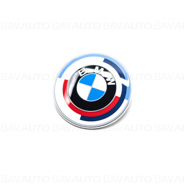 51148087194 - Emblema fata BMW M, 50 de ani, Ø82mm - BMW Seria 3 G20 G21 G81, Seria 5 F90M5 G30 G31, Seria 6 G32GT, X3 G01 F97M, X4 G02 F98M, Z4 G29 - Original BMW