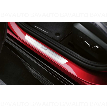 Ornament prag lateral fata "BMW" - BMW Seria 2 U06, Seria 5 G60 G61, iX I20, X1 U11 U12, X2 U10, X4 G45