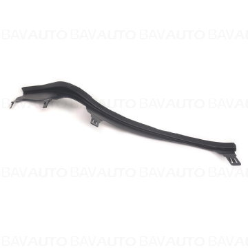 Garnitura/Ornament far stanga - BMW Seria 3 E46
