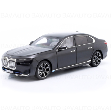 Miniatura BMW i7 G70, Gri (SophisoGrau) - scara 1:18