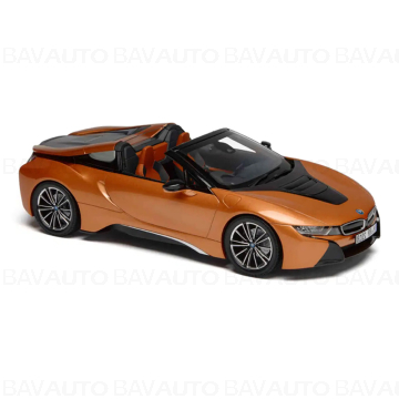 Miniatura BMW i8 Roadster, Maro metalizat (Cupru) - scara 1:18
