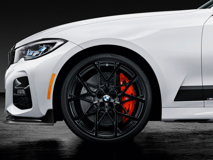 Kit retrofit frane 18'', rosu "BMW M Performance" - BMW Seria 2 G42, Seria 3 G20 G21, Seria 4 G22 G23 G26, i4 G26