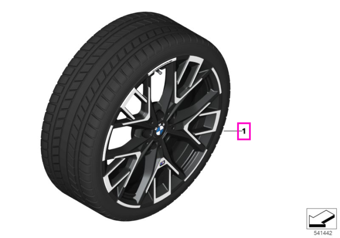 Roată completă de iarnă - M Performance Y-Spoke 979M (bright turned, flow forming) cu anvelopa Giti Winter W2 - 225/40R19 93H XL - BMW Seria 1 F70/Seria 2 Gran Coupé F74